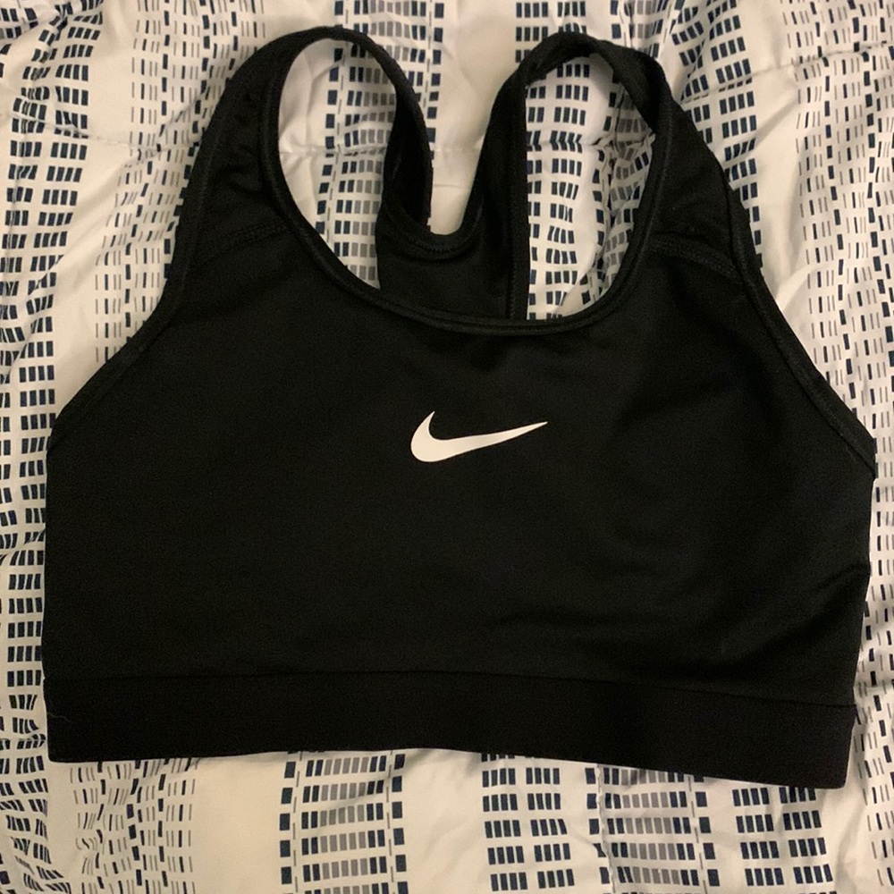 EUC Nike sports bra